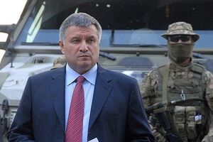 СМИ: Аваков хочет отправить неаттестованных силовиков на Донбасс