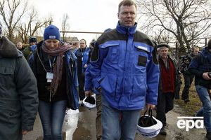Хуг: Когда мы собирались выезжать из Зайцево, на дороге находилась группа гражданских лиц не из этого населенного пункта