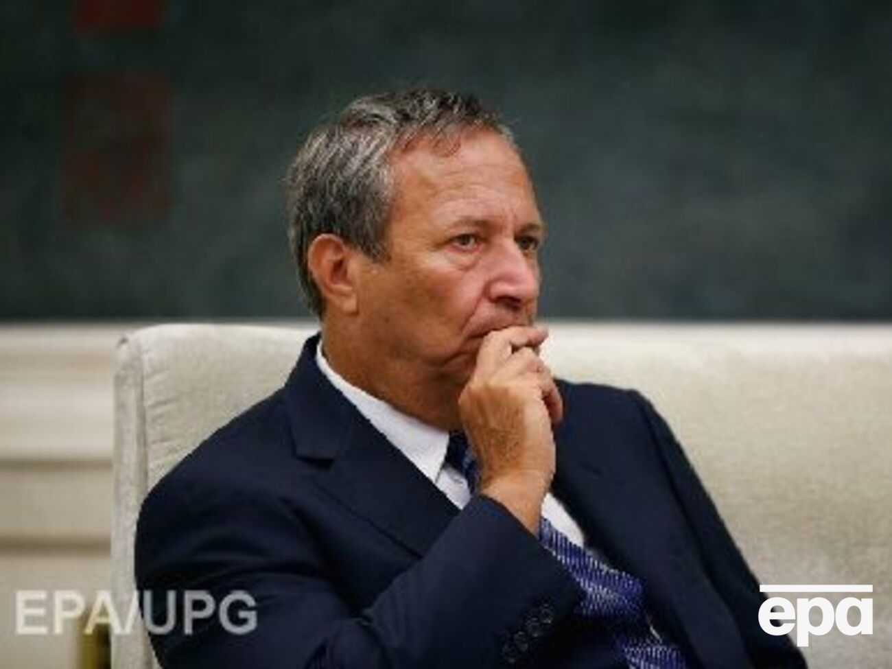 Ларри Саммерс: Миллион долларов в двадцатидолларовых купюрах весит более 20 килограмм