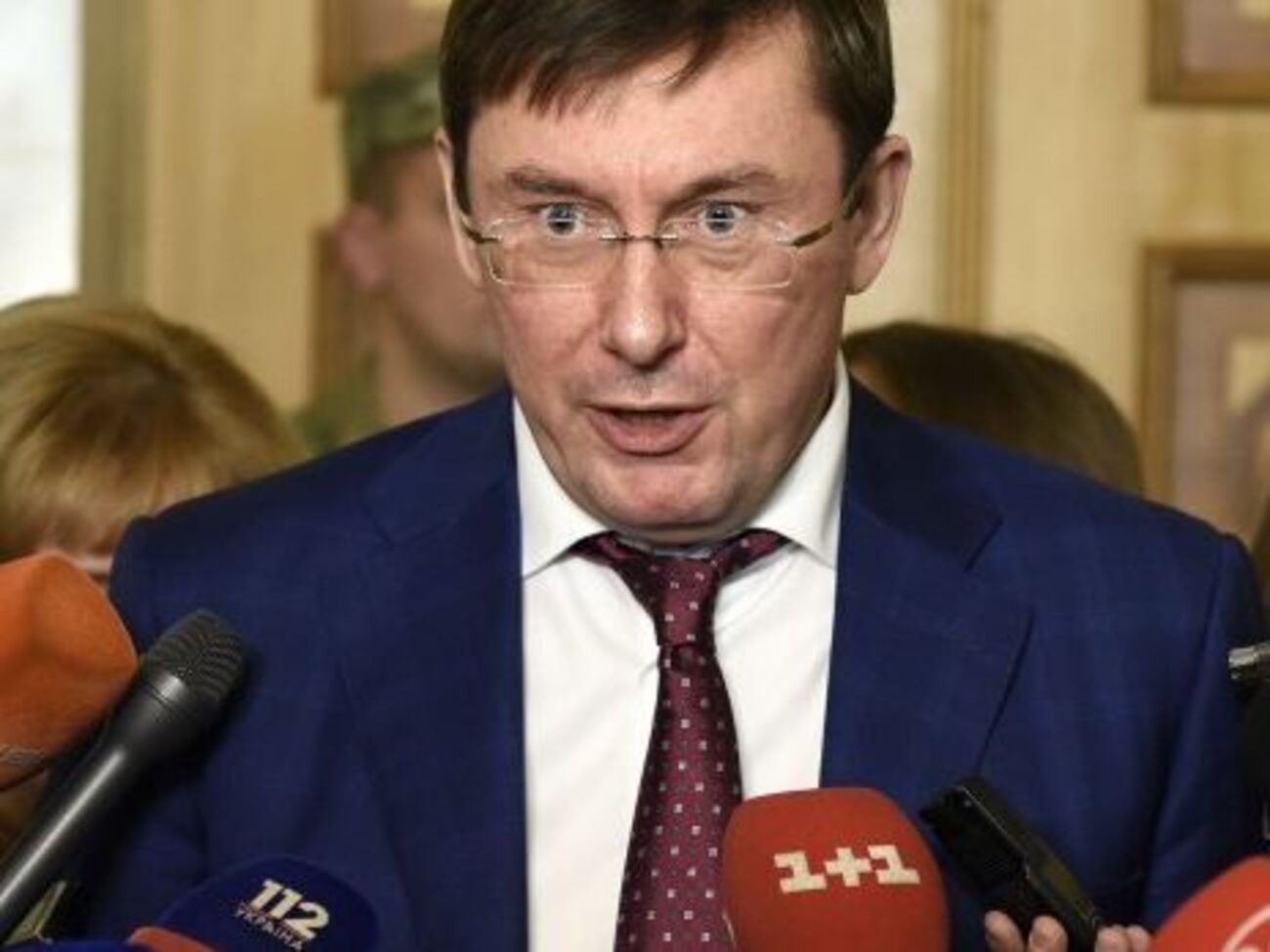 Луценко: Потеря общественного и парламентского доверия должна привести правительство к добровольной отставке