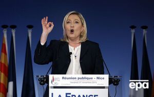 Россия не первый год оказывает финансовую поддержку "Национальному фронту" Марин Ле Пен