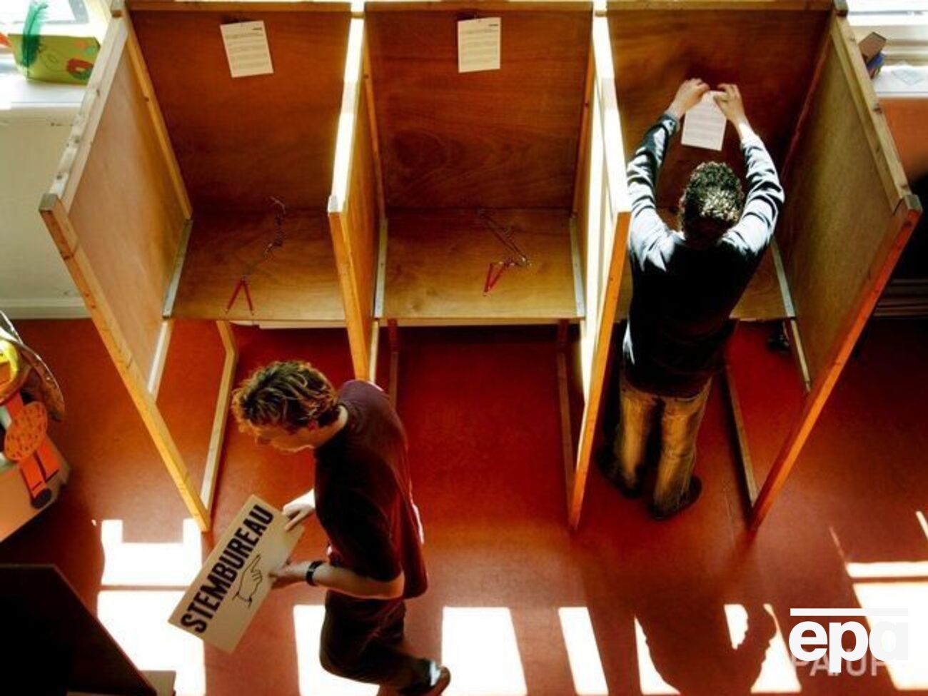 Референдум должен пройти в апреле