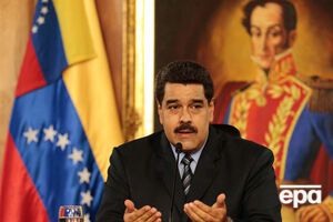 Мадуро объявил о девальвации боливара