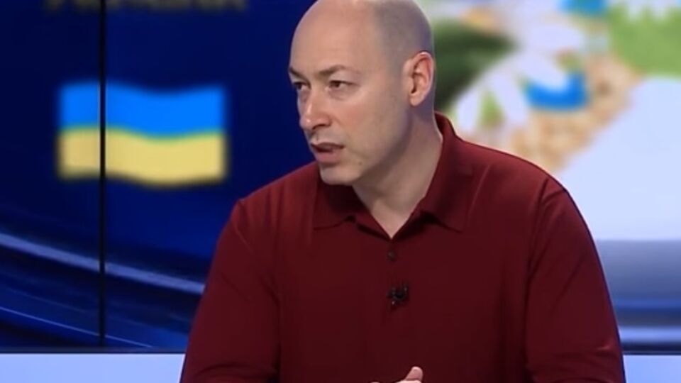 Гордон: Большинство жителей Донбасса никогда не выезжали в Европу и не понимают, о чем идет речь. Они ориентируются на Россию и молятся на Путина