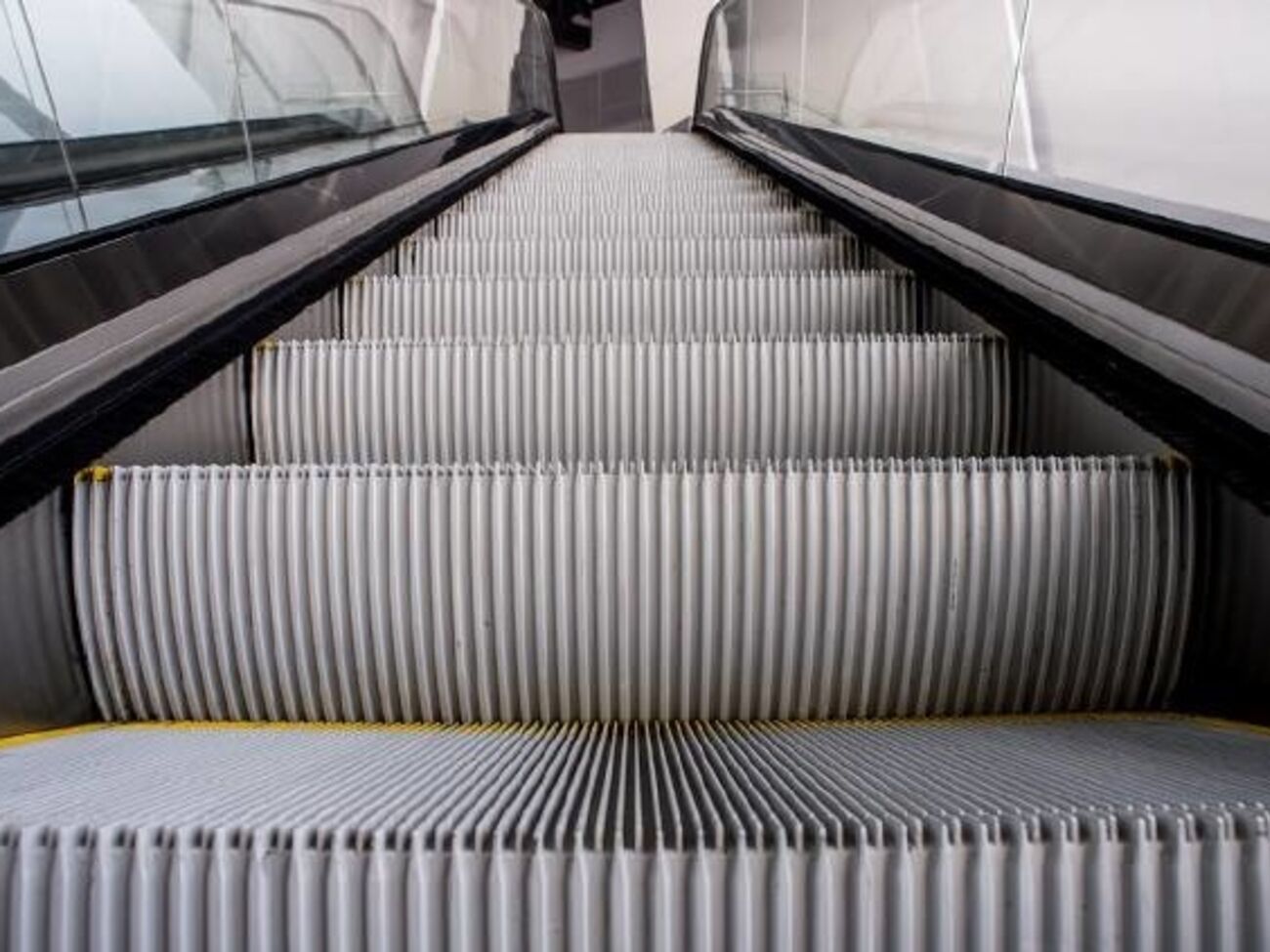 За год 10 детей получили травмы на эскалаторах киевского метро