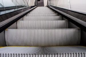 За год 10 детей получили травмы на эскалаторах киевского метро