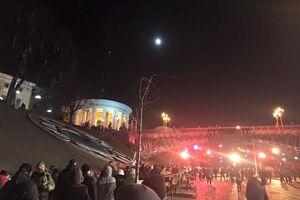 В Киеве собрались добровольцы со всей страны, чтобы почтить память героев Небесной сотни. Фоторепортаж