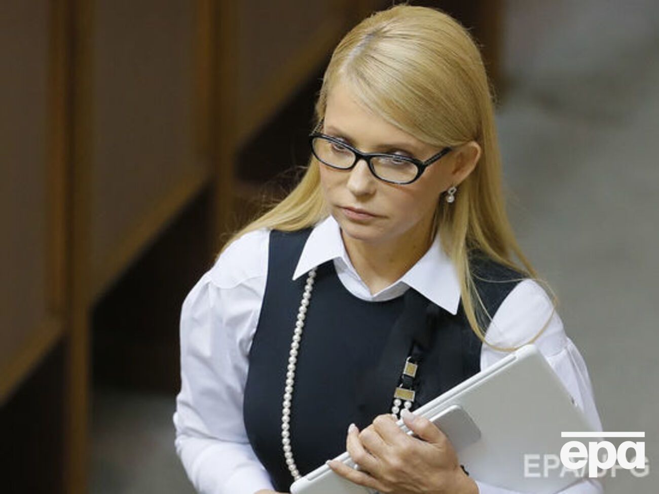 Тимошенко:&nbsp;Для этого нужна воля президента &ndash; больше ничего: президент собирает парламент, и глава Верховной Рады должен объявить внеочередное заседание&nbsp;