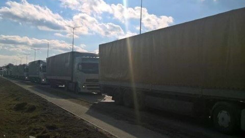 Москаль: В западном направлении на выезд в Евросоюз ни одна российская фура через Закарпатье не проехала