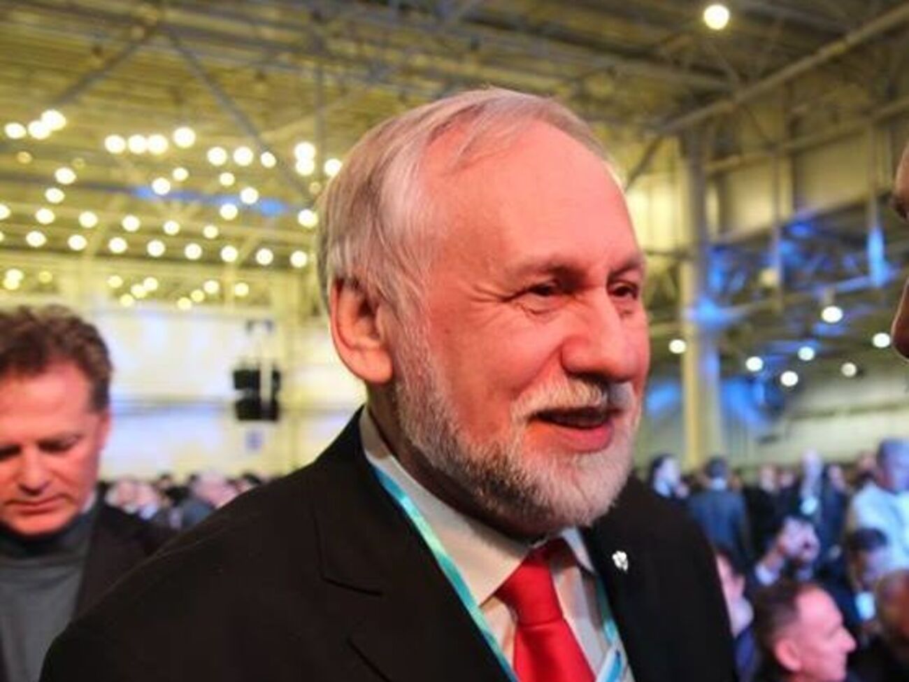 Юрий Кармазин: Мы все здесь без оружия