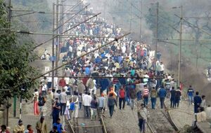 Джаты перекрывают железнодорожное сообщение