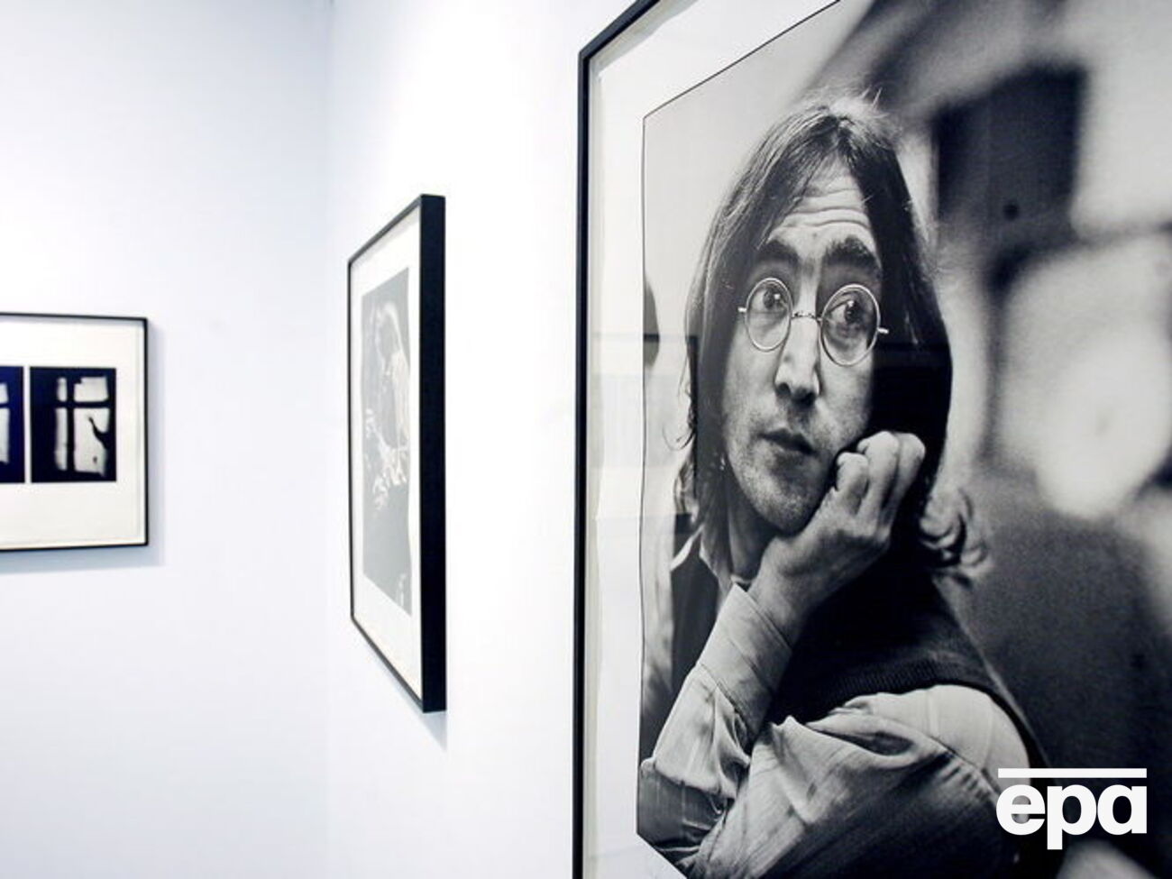 Локон Леннона&nbsp;приобрел коллекционер из Великобритании