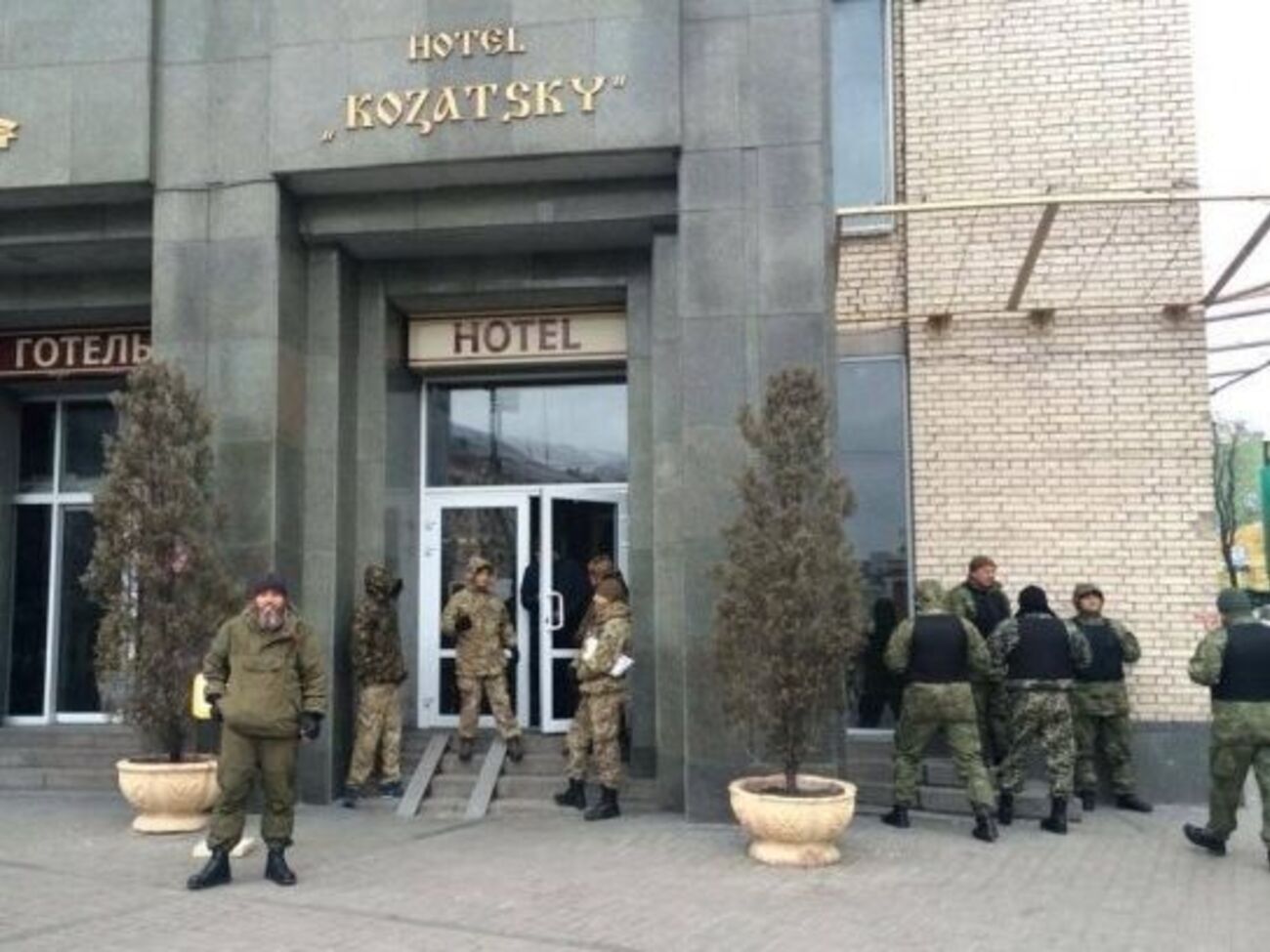 Казанский: Интересно, парням в "Казацком" не противно? Они же АТОшники все-таки