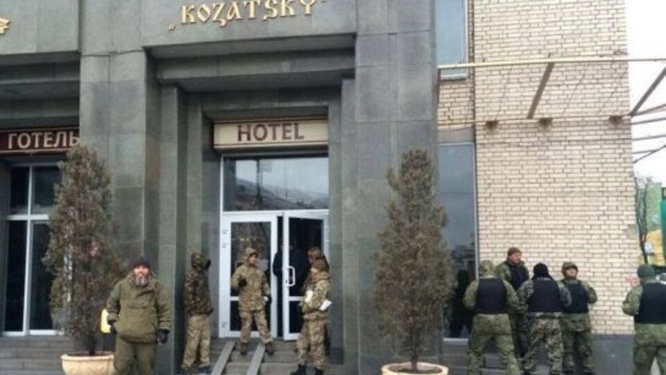Казанский: Интересно, парням в "Казацком" не противно? Они же АТОшники все-таки