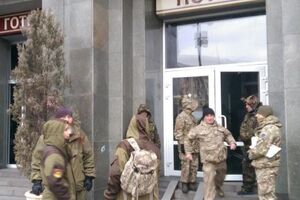 Ущерба отелю активисты не нанесли