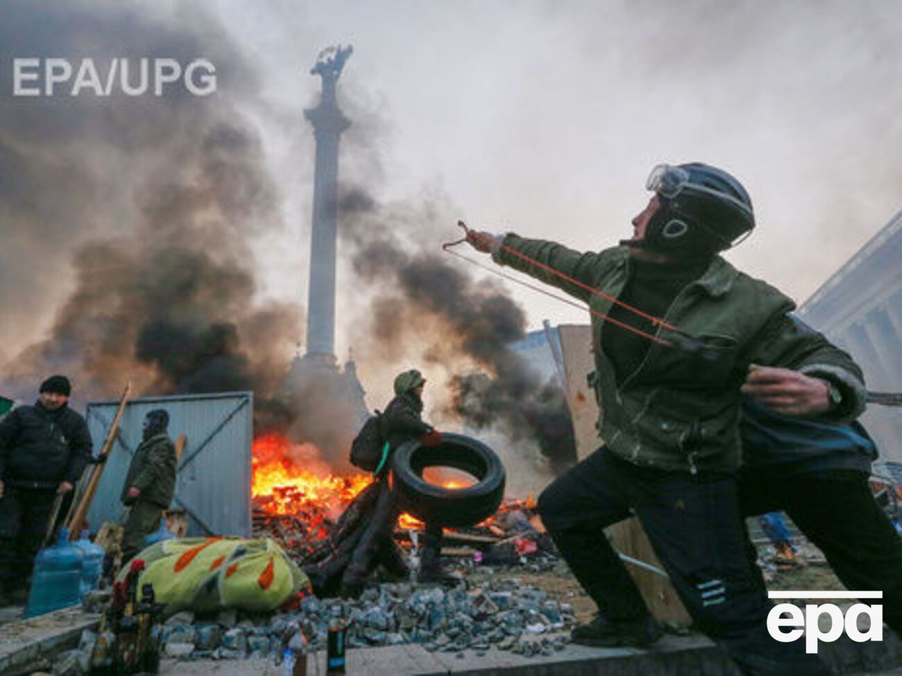 Фильм посвящен участию "ультраправых вооруженных группировок" в событиях Майдана&nbsp; и тайному финансированию протестов Вашингтоном