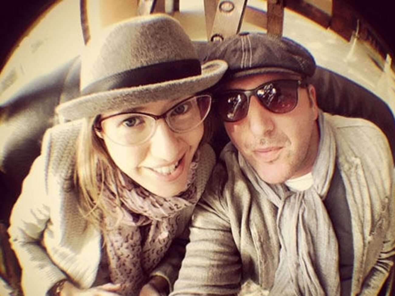 Собчак:&nbsp;Квартира после сборов на Форум моды --- реально как после побоища