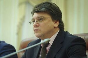 Жданов: Россия будет пытаться выдать Романову за политического беженца