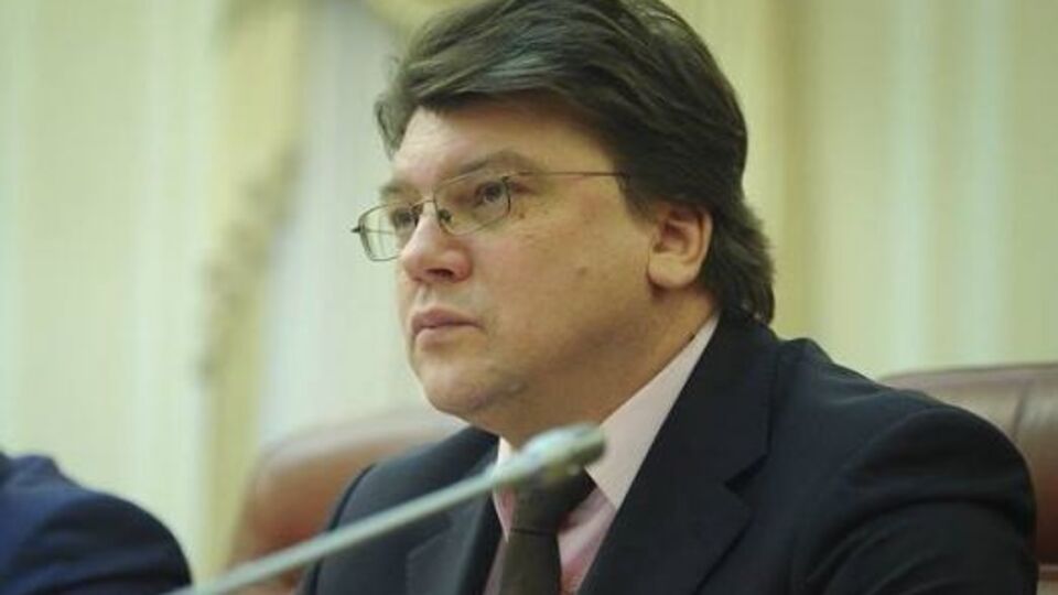 Жданов: Россия будет пытаться выдать Романову за политического беженца