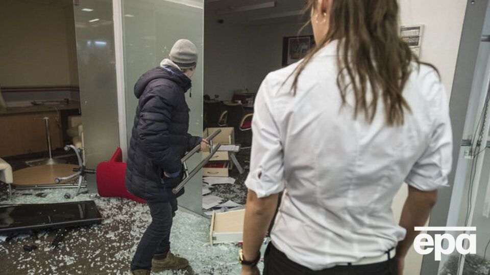 Полиция проводит расследование по факту беспорядков в Киеве 20 февраля