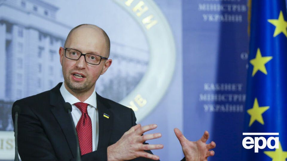 Яценюк провел встречу со Штайнмайером и Эро