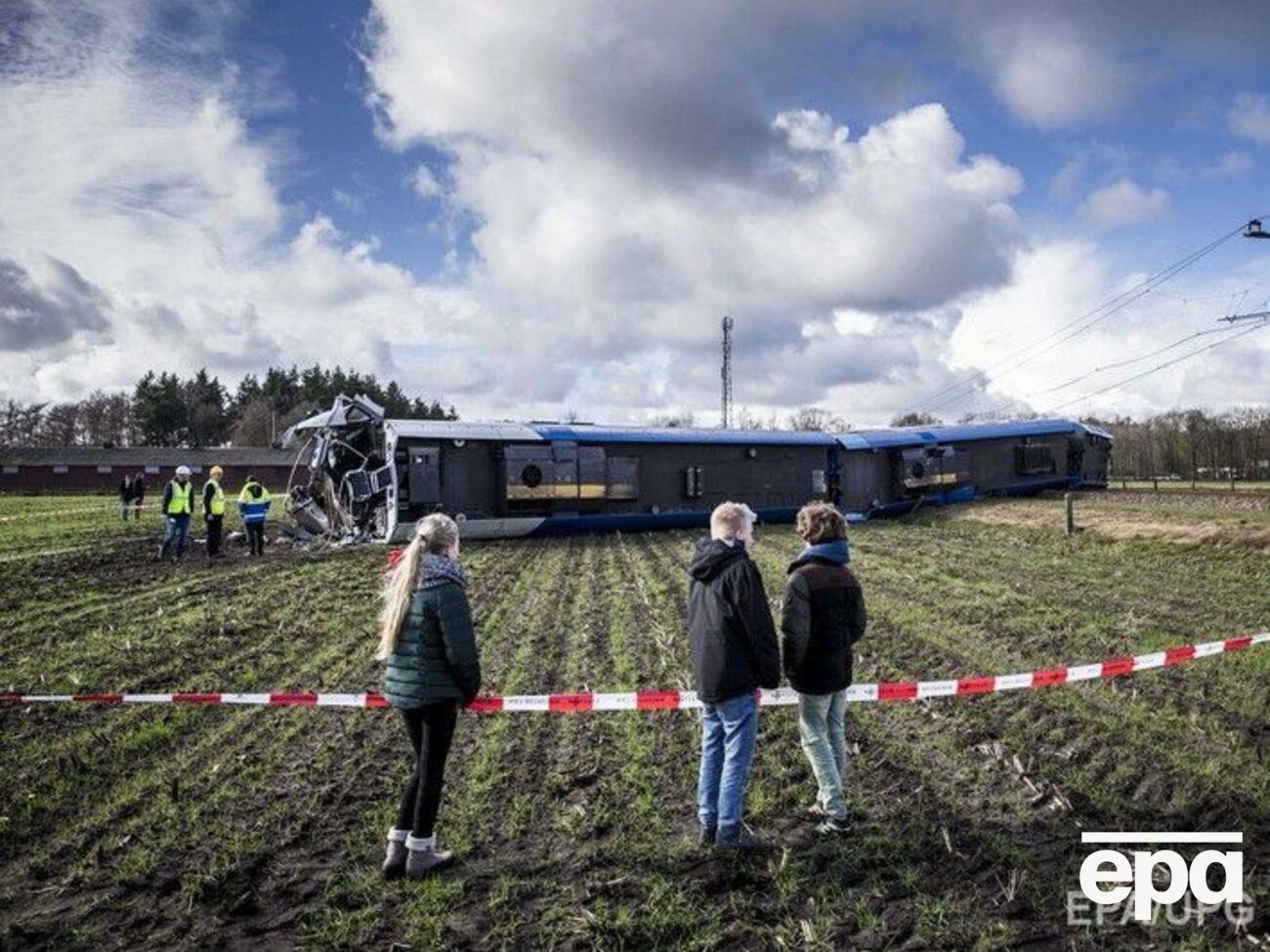 Столкновение произошло на железнодорожном переезде
