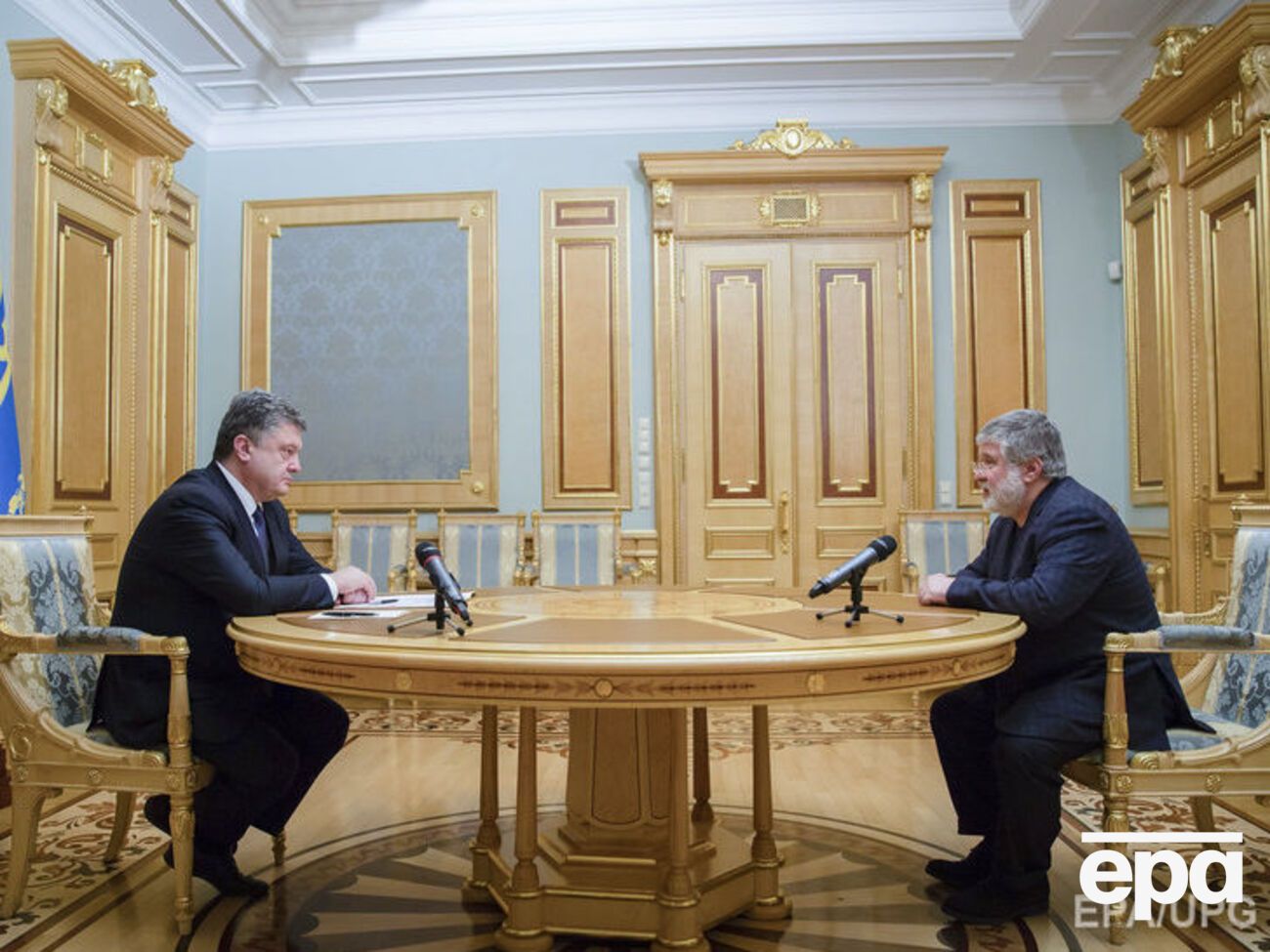По сведениям журналистов, Порошенко встречался с Коломойским 21 февраля