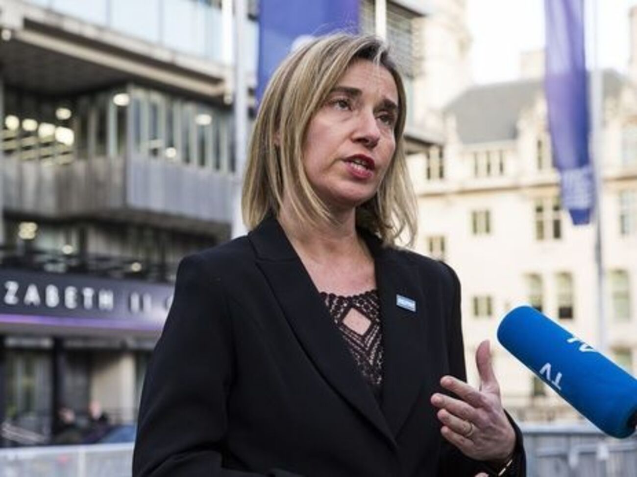 Могерини:&nbsp;После пяти лет конфликта мы призываем всех не упустить возможности положить конец войне в Сирии