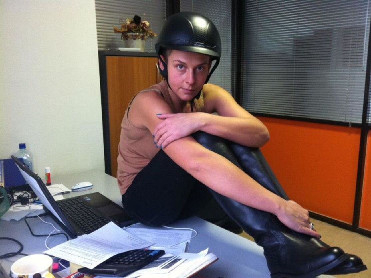 Столярова:&nbsp;Когда три месяца проводишь на войне там и сям, начинаешь совершенно по-другому смотреть на вещи