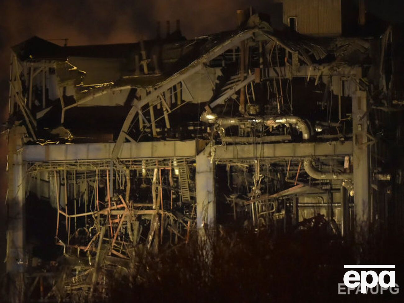 Власти подтвердили, что это был не взрыв, а обрушение здания