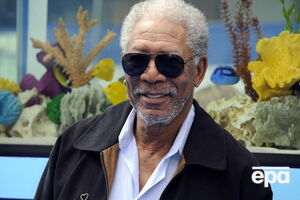 Фриман в новом приложении называет водителя президентом