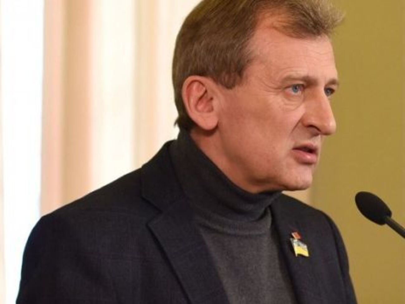Сугоняко написал два заявления на имя Гройсмана