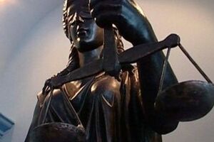 МакЭвой подготовил акустический вариант песни "1944"