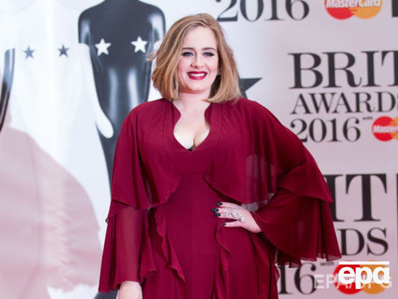 Адель получила четыре награды