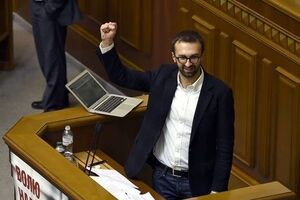 Лещенко: Думаю, с Коломойским должен не президент встречаться, а группа следователей