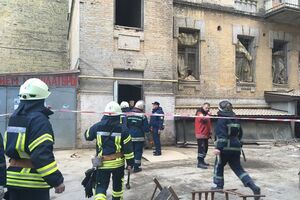 В центре Киева обрушился потолок дома