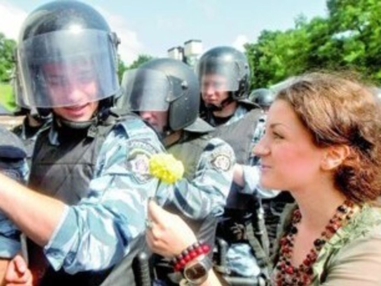 Зиновьева: Один из строителей вышел сам