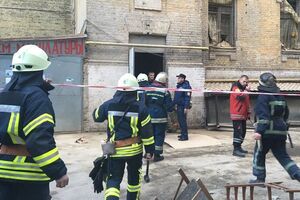 Полиция открыла уголовное производство по факту обвала дома