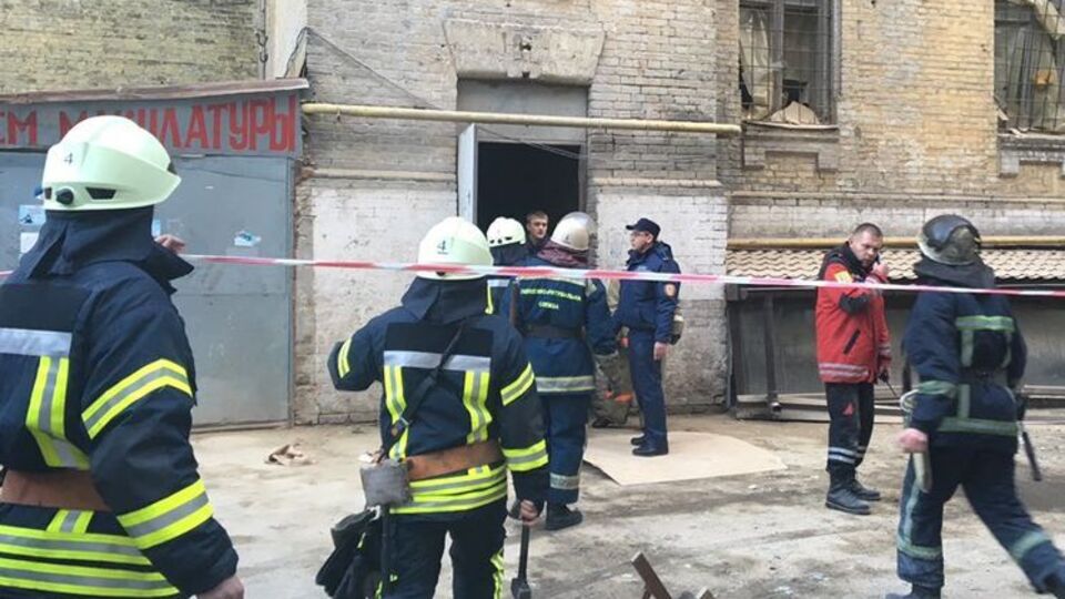 Полиция открыла уголовное производство по факту обвала дома