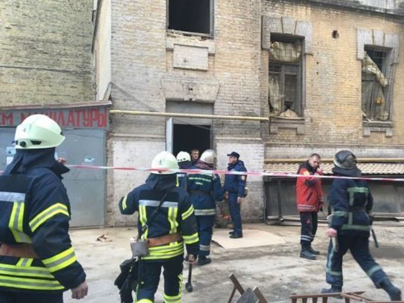 Госархстройинспекция подтверждает, что не давала разрешений на работы в аварийном доме