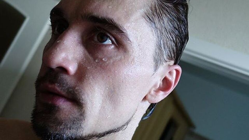 Билан: Фотограф Владимир Глынин загонял палками в кадр (шучу, я еще и расхаживал там голяком)