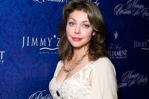 Рынска обвинила Собчак в "перепеве" ее колонки