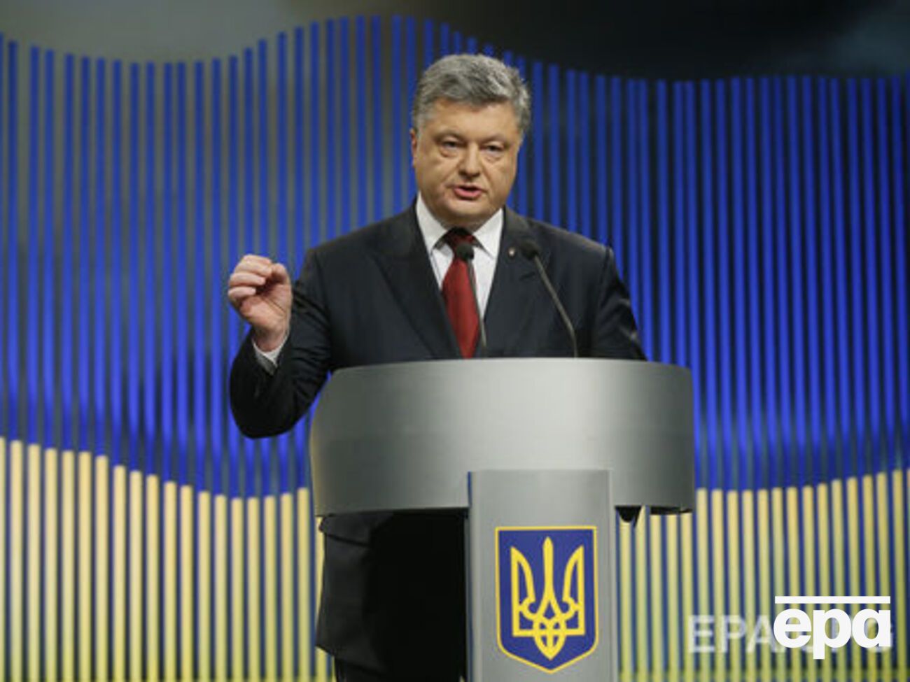 Порошенко:&nbsp;Москва как будто пытается вернуть крымских татар в 1944 год