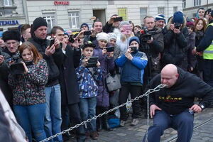 Скавыш: В понедельник у меня контрольный визит к стоматологу, но надеюсь, что моим зубам ничего не помешает