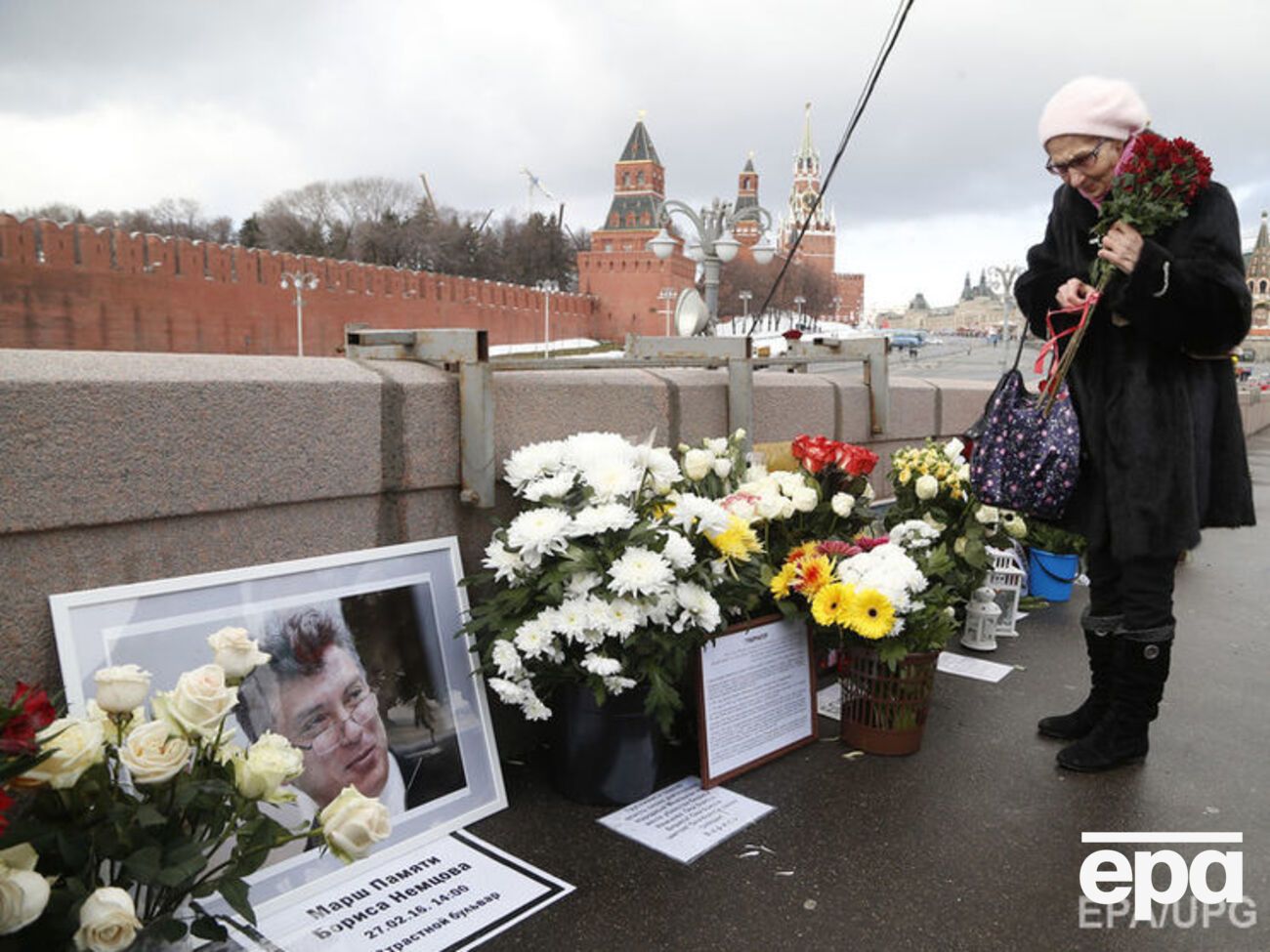 В России вспоминают Немцова