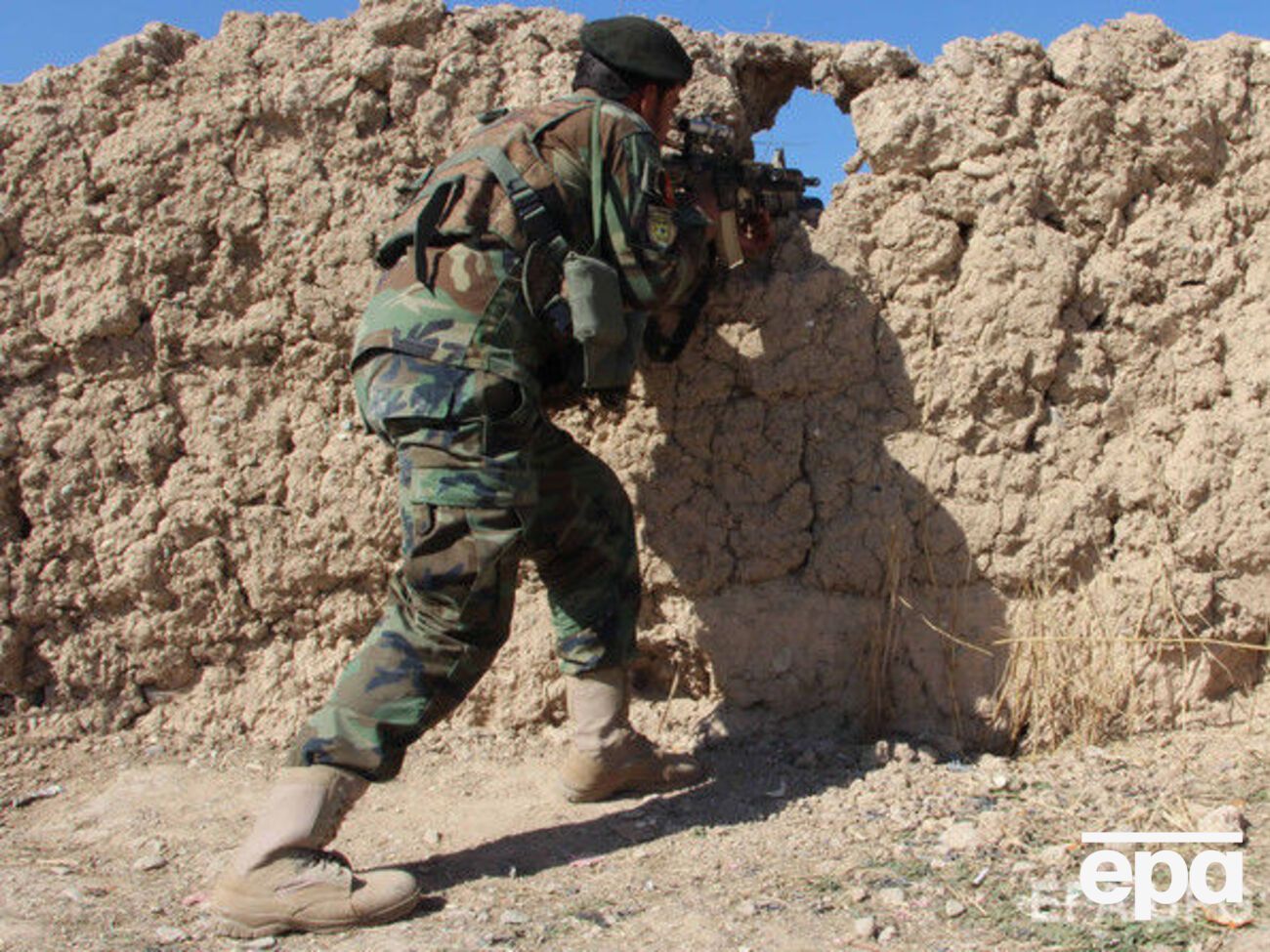 Афганские войска проводят спецоперацию в провинции Гильменд