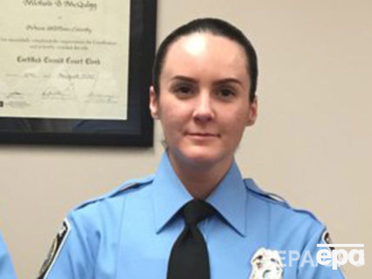 Девушку застрелили в первый день работы в полиции