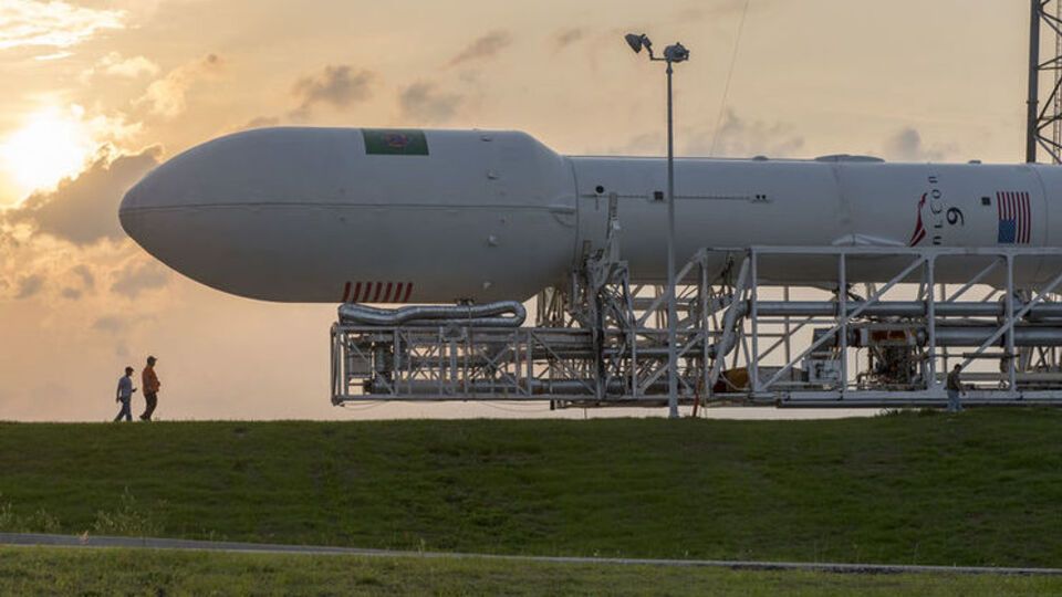 В SpaceX не назвали новую дату запуска