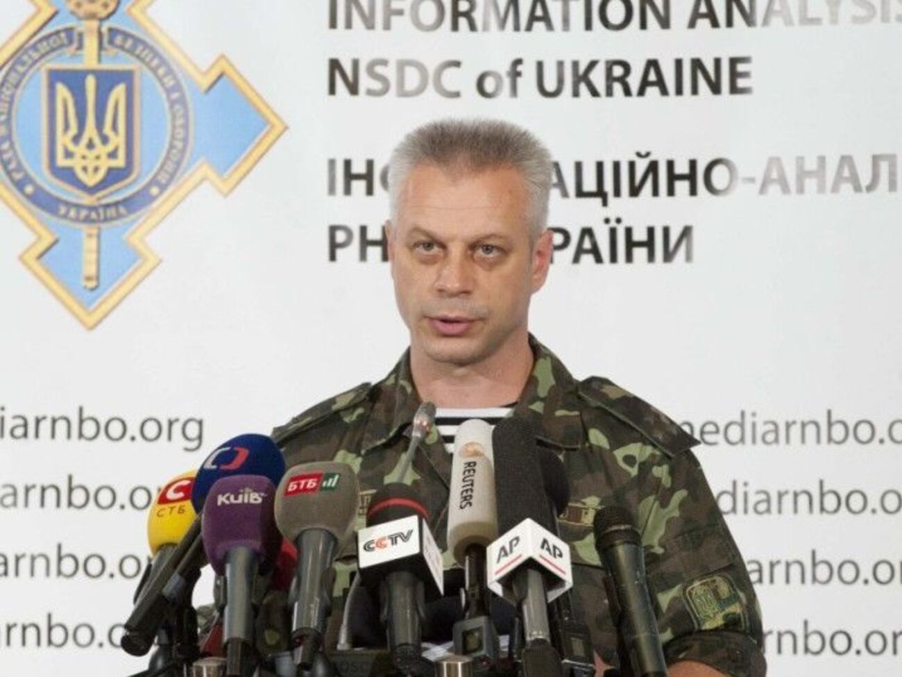 Лысенко сообщил о гибели украинского военного на Донбассе, еще один боец попал в плен