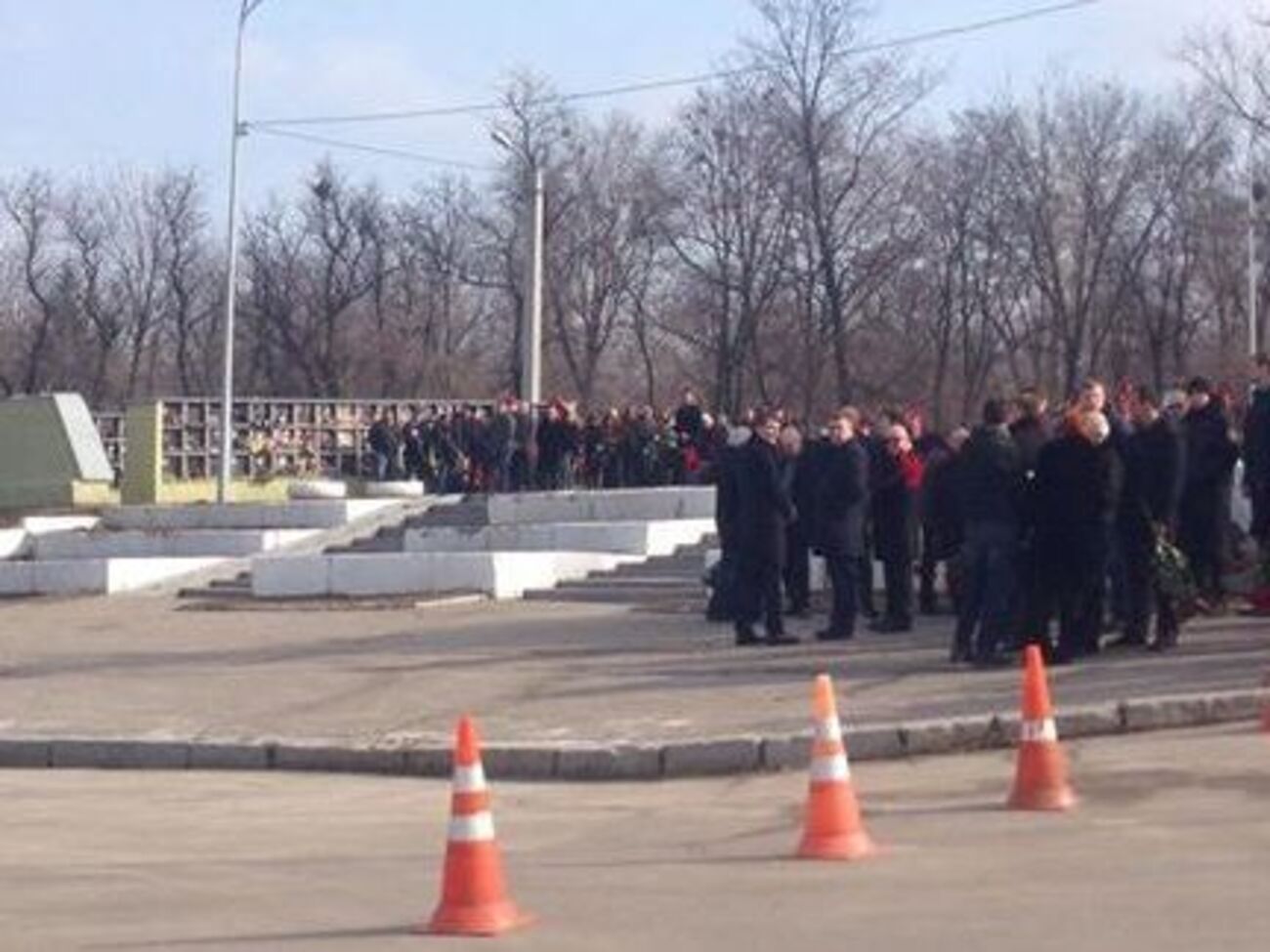 Кернес: Думаю ты все видишь, понимаешь. Сейчас ребе прочтет твою последнюю молитву